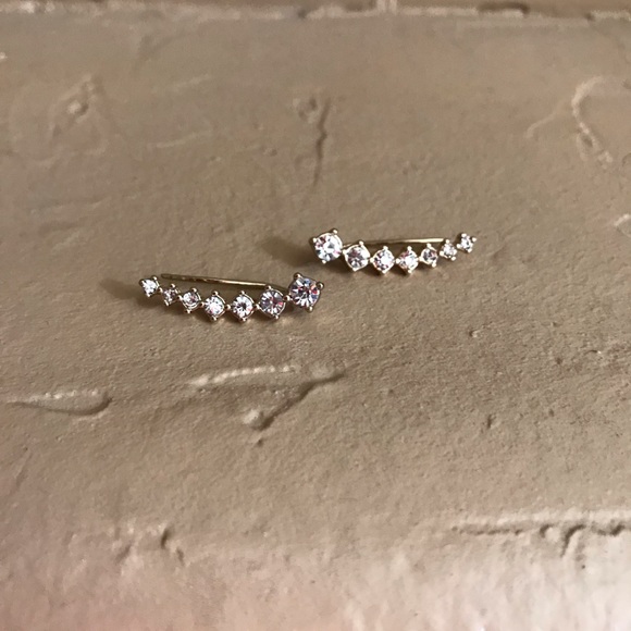 BaubleBar Jewelry - Baublebar Ear Crawlers